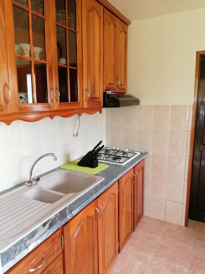 Residencial Chez Flor Apartment Porto Novo  Luaran gambar